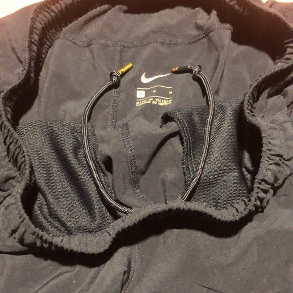 ⬇️⭐️ Nike Men’s Drawstring Workout Activewear Shorts with Pockets - Picture 6 of 6